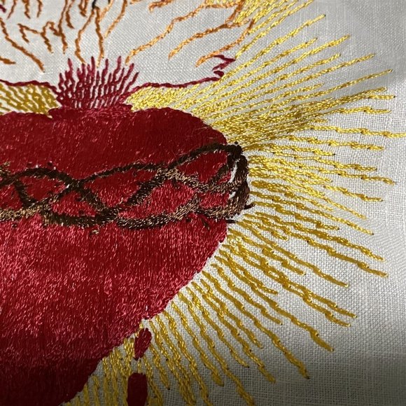 Vintage Sacred Heart IHS Embroidered Linen Piece - Picture 6 of 8